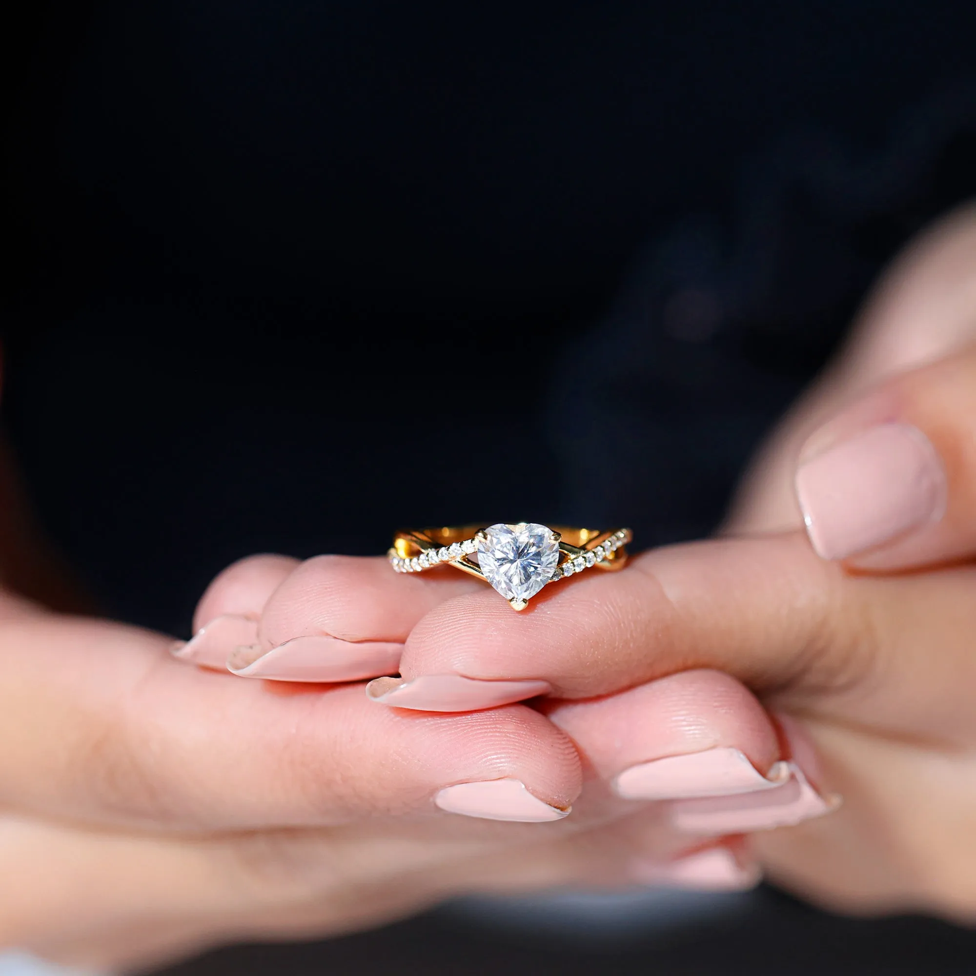 1.25 CT Heart Shape Solitaire Moissanite Crossover Engagement Ring