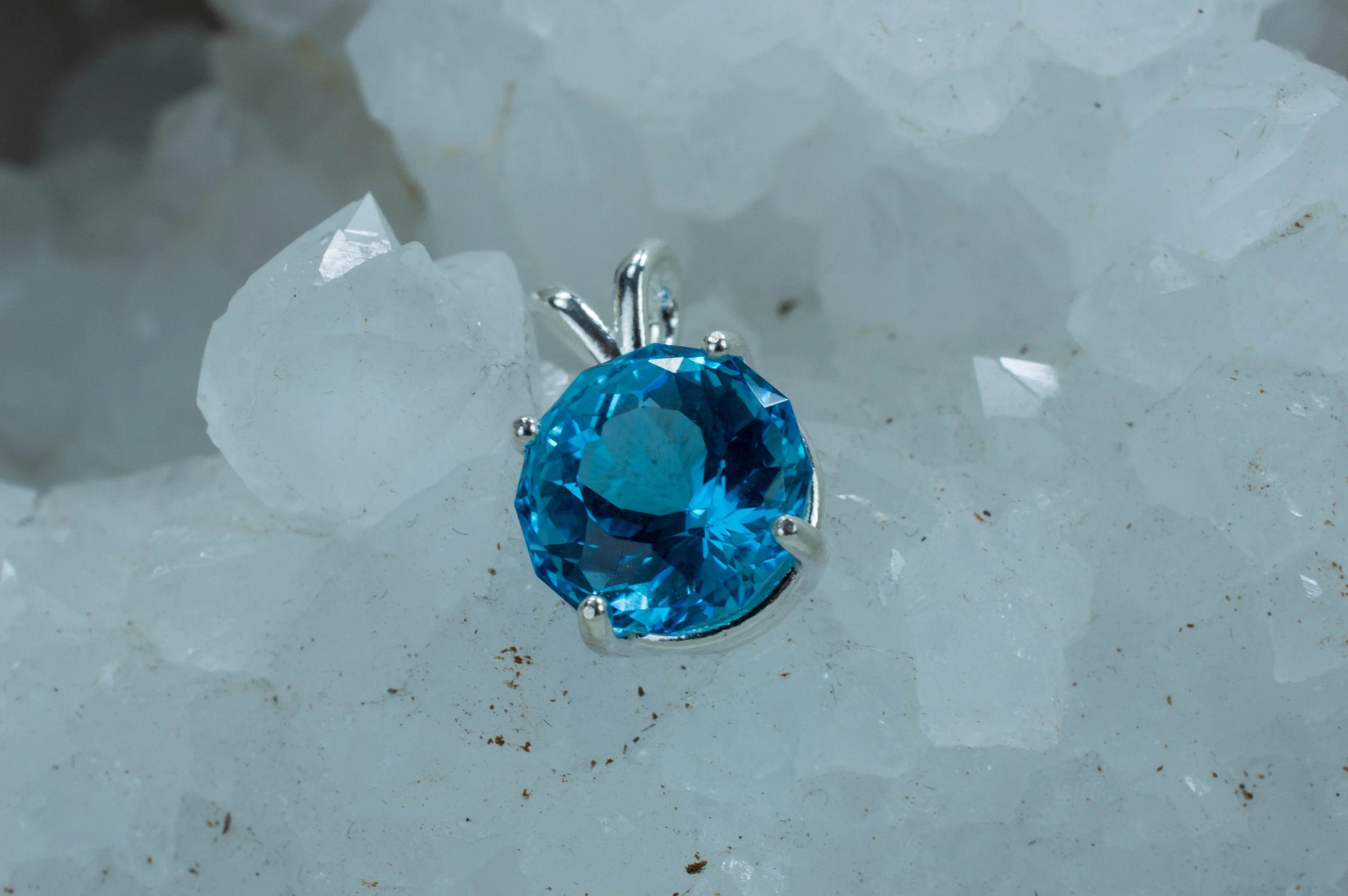 Blue Topaz Sterling Silver Pendant; Genuine Brazilian Topaz; Topaz Pendant; 6.285cts