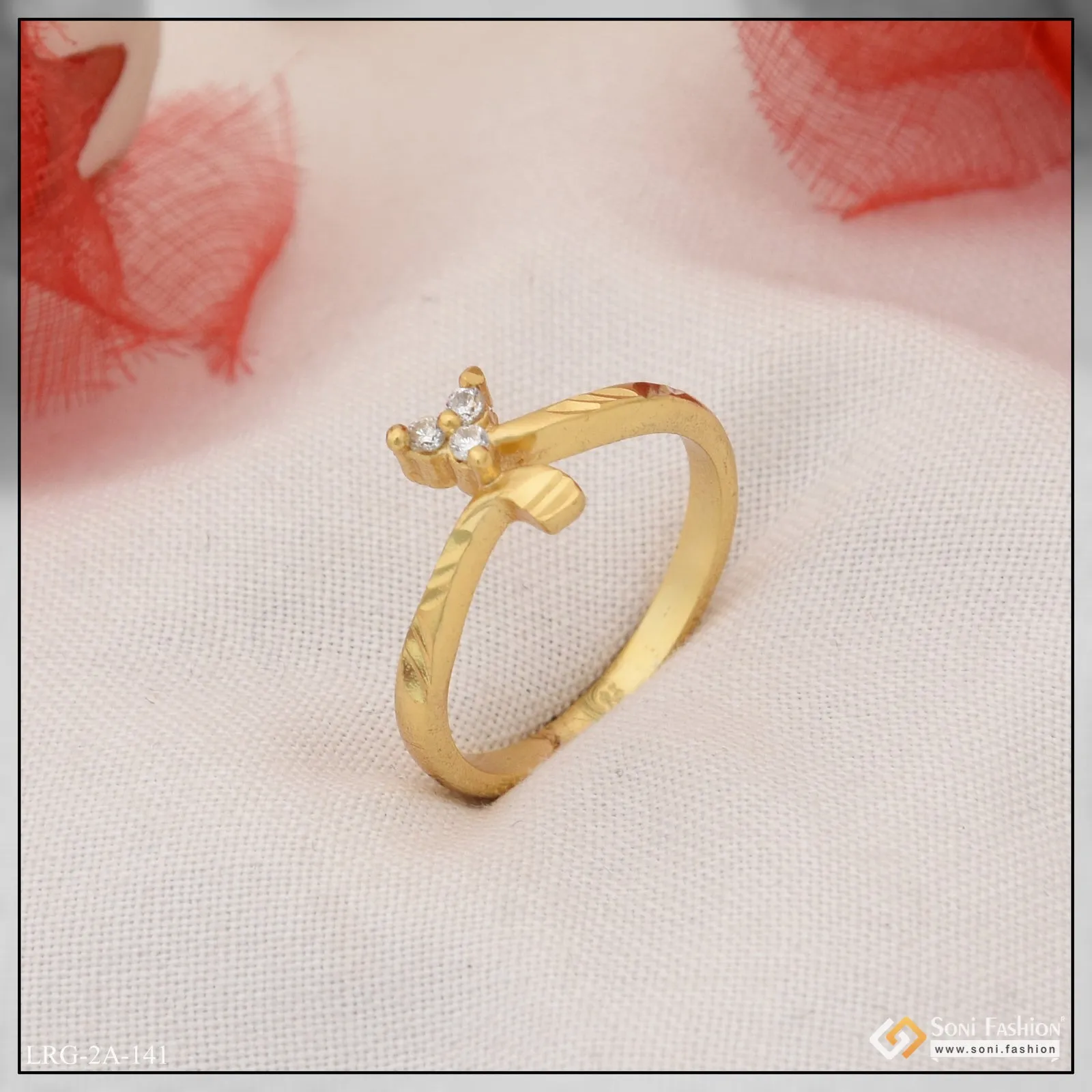 Casual Design with Diamond Classic Design Gold Plated Ring for Ladies - Style LRG-141