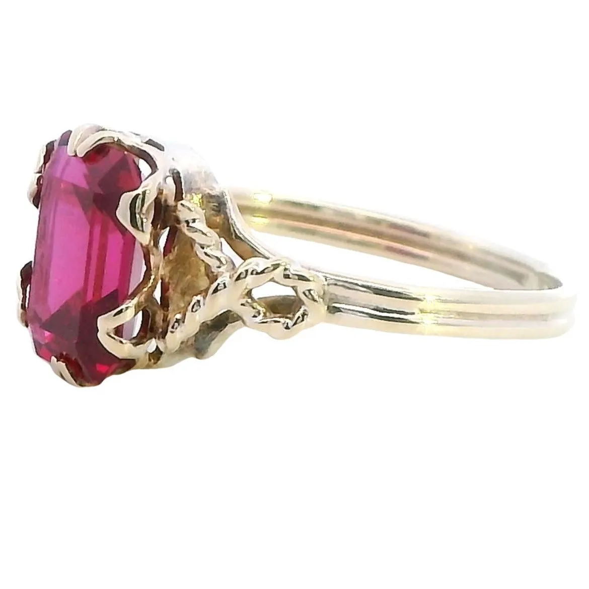 Charming 9ct Yellow Gold Synthetic Ruby Ring