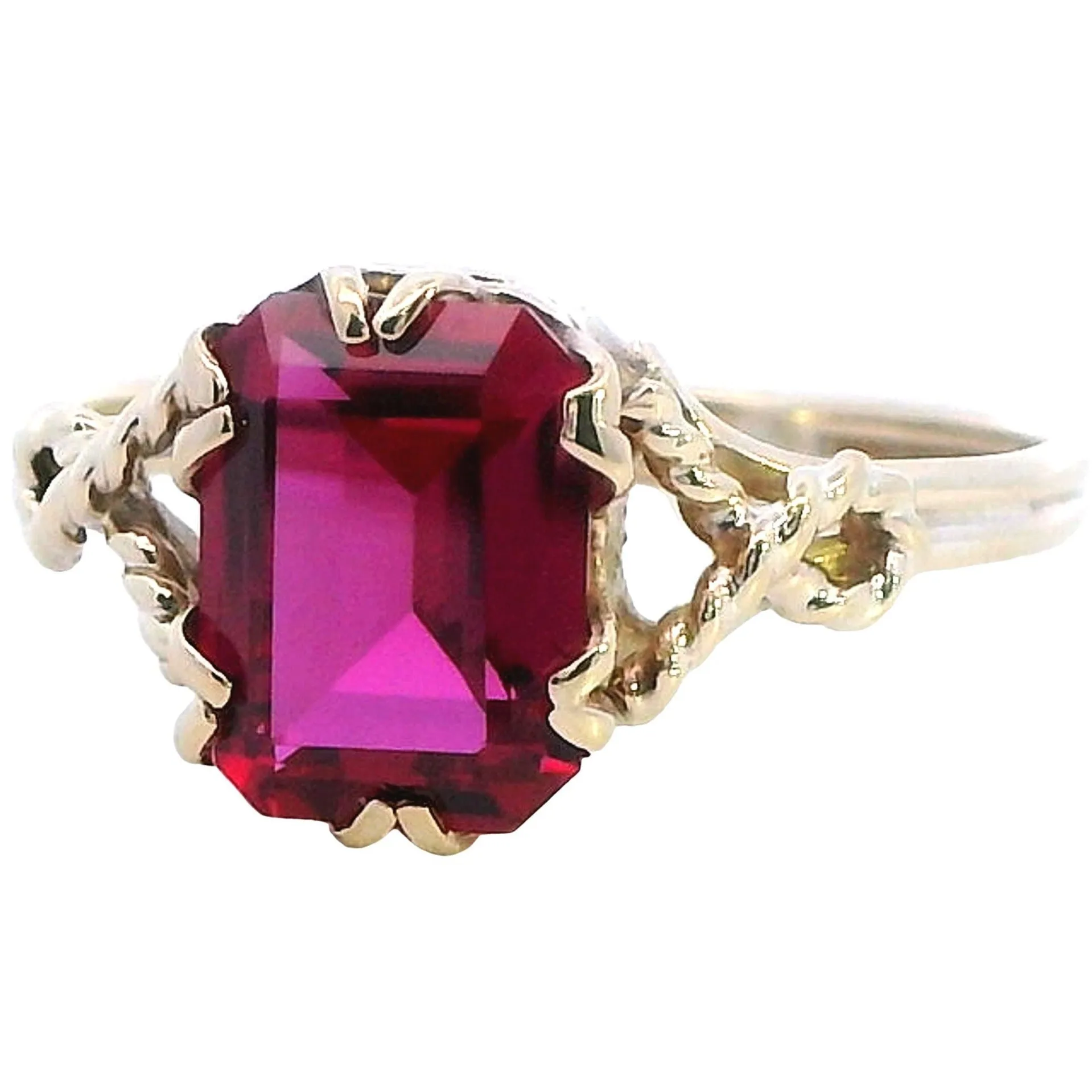 Charming 9ct Yellow Gold Synthetic Ruby Ring