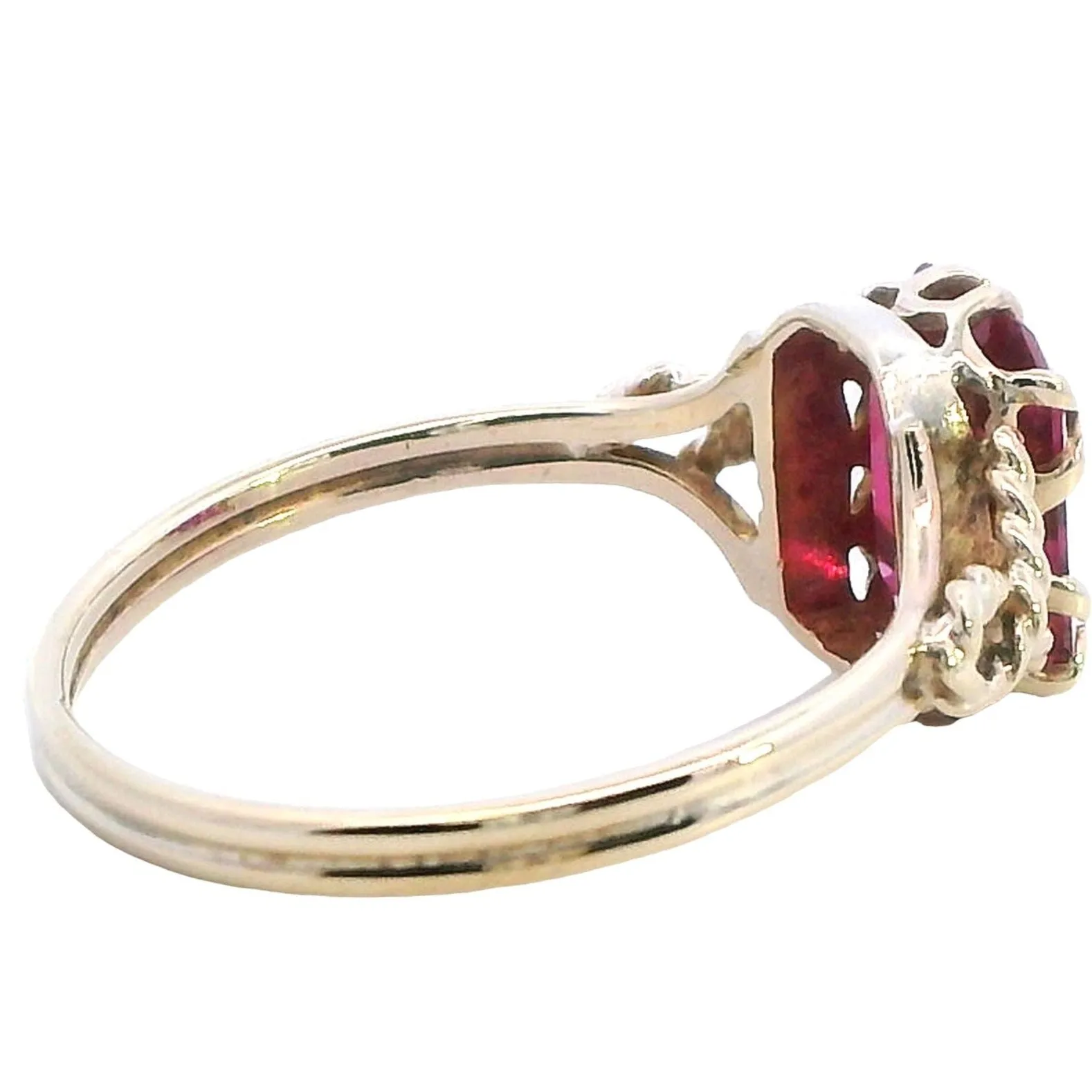 Charming 9ct Yellow Gold Synthetic Ruby Ring