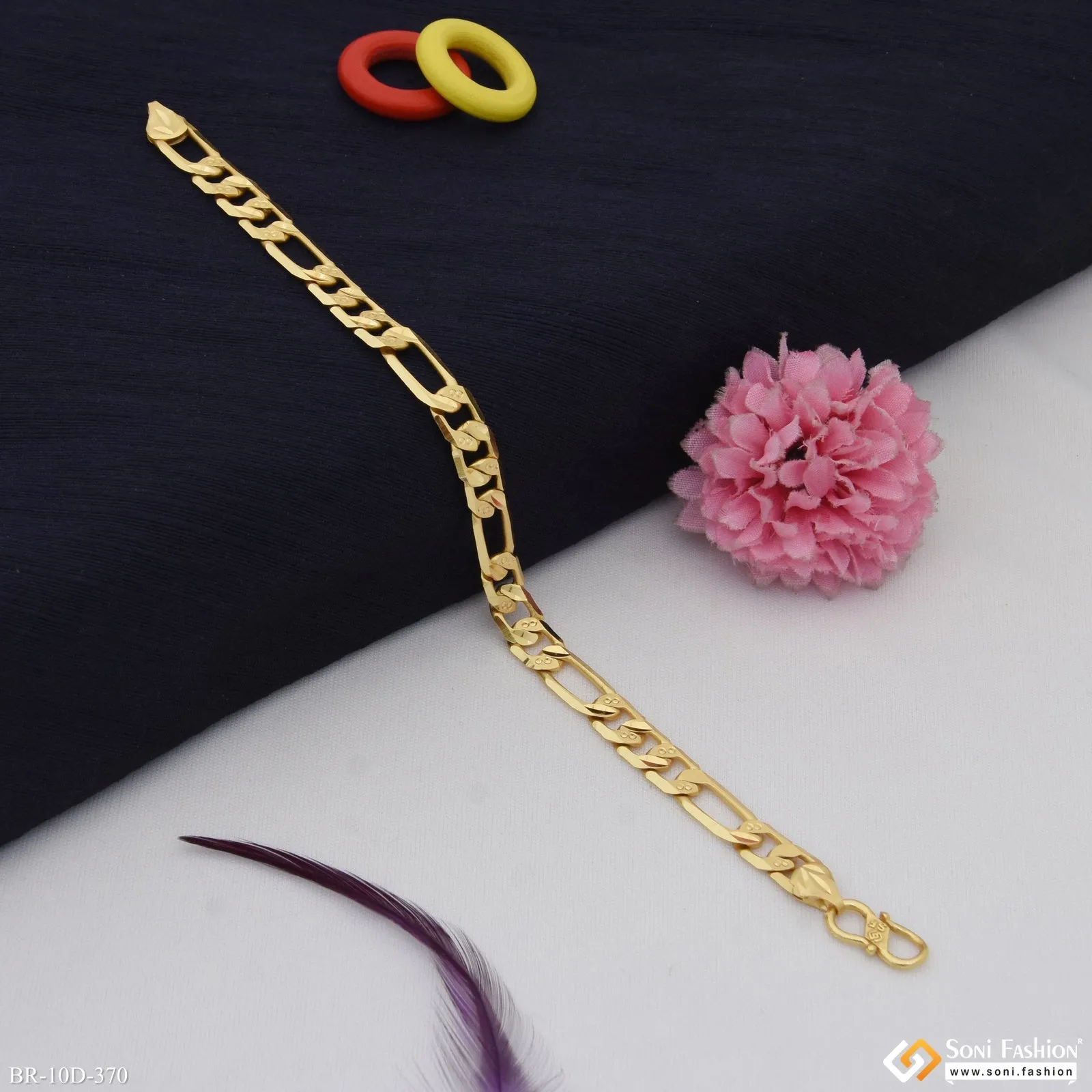 Delicate Design Gold Plated Sachin Bracelet for Men - Style D370