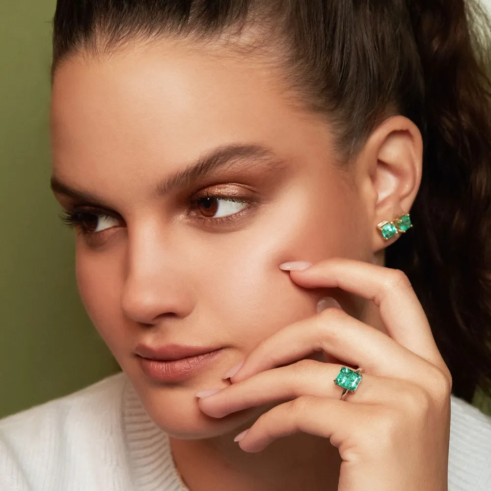 Emerald Solitaire Ring