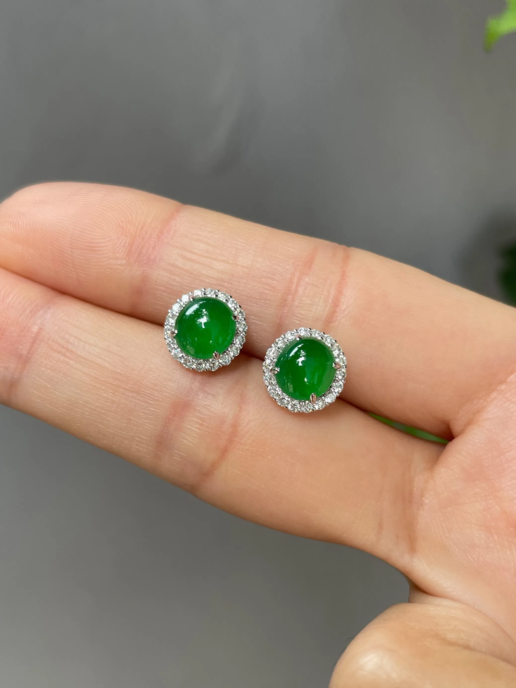 Green Jade Cabochon Earrings (NJE033)