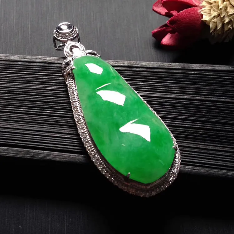Natural Jade Pendant Jadeite Gold Pendant PT369