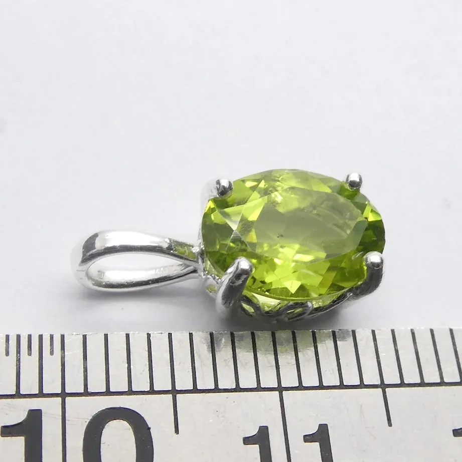 Peridot Pendant, Dainty Faceted Oval, 925 Sterling Silver, g1