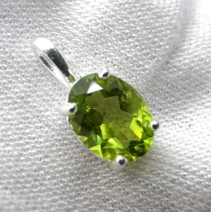 Peridot Pendant, Dainty Faceted Oval, 925 Sterling Silver, g1