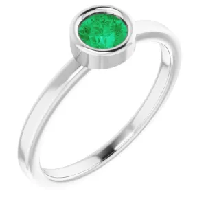 Platinum 4.5 mm Natural Emerald Ring