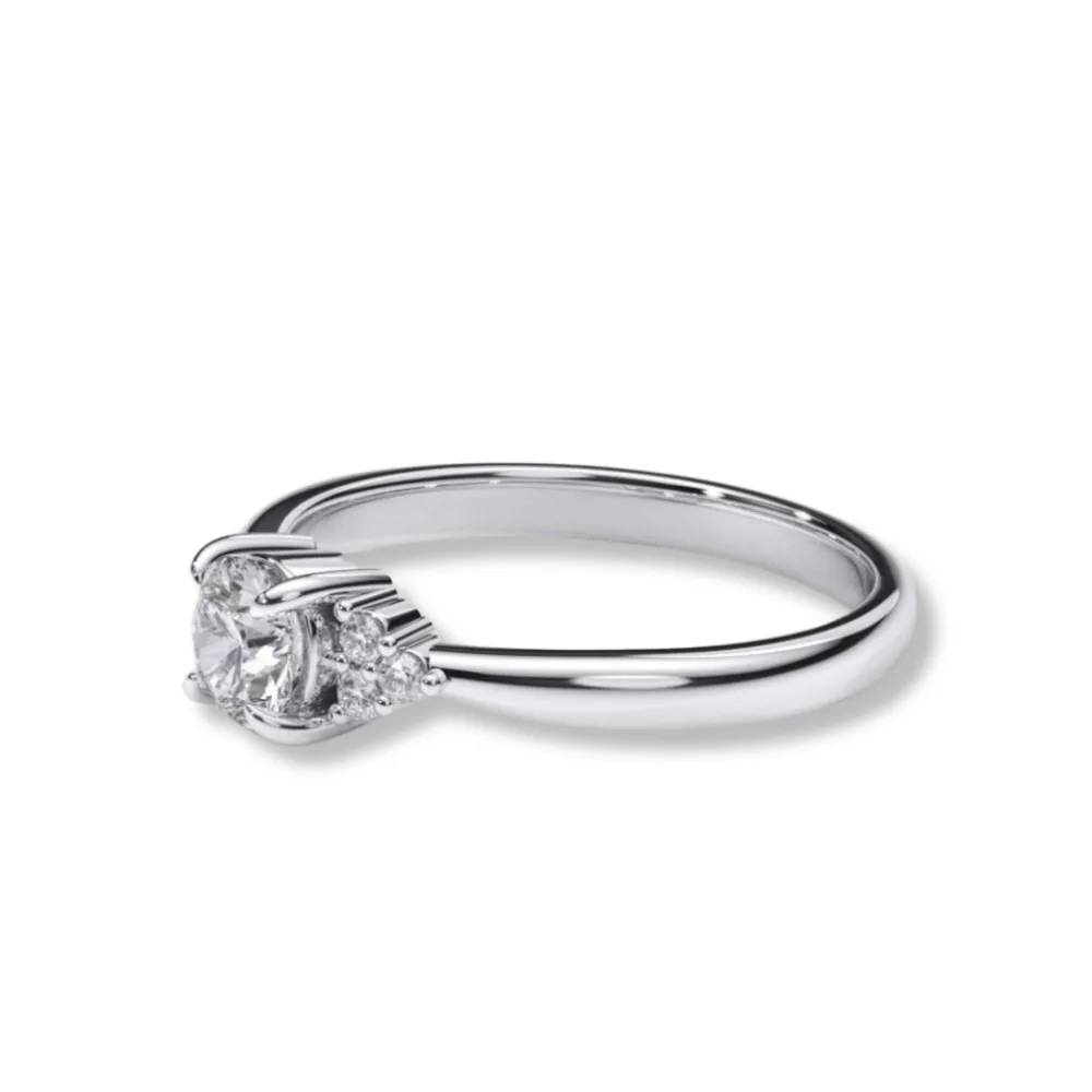 Round Brilliant Cut Diamond Engagement Ring