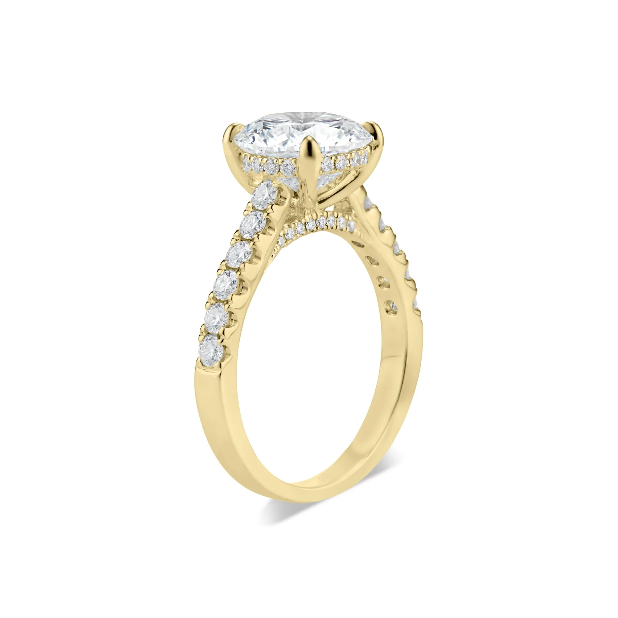 Round Diamond Engagement Ring