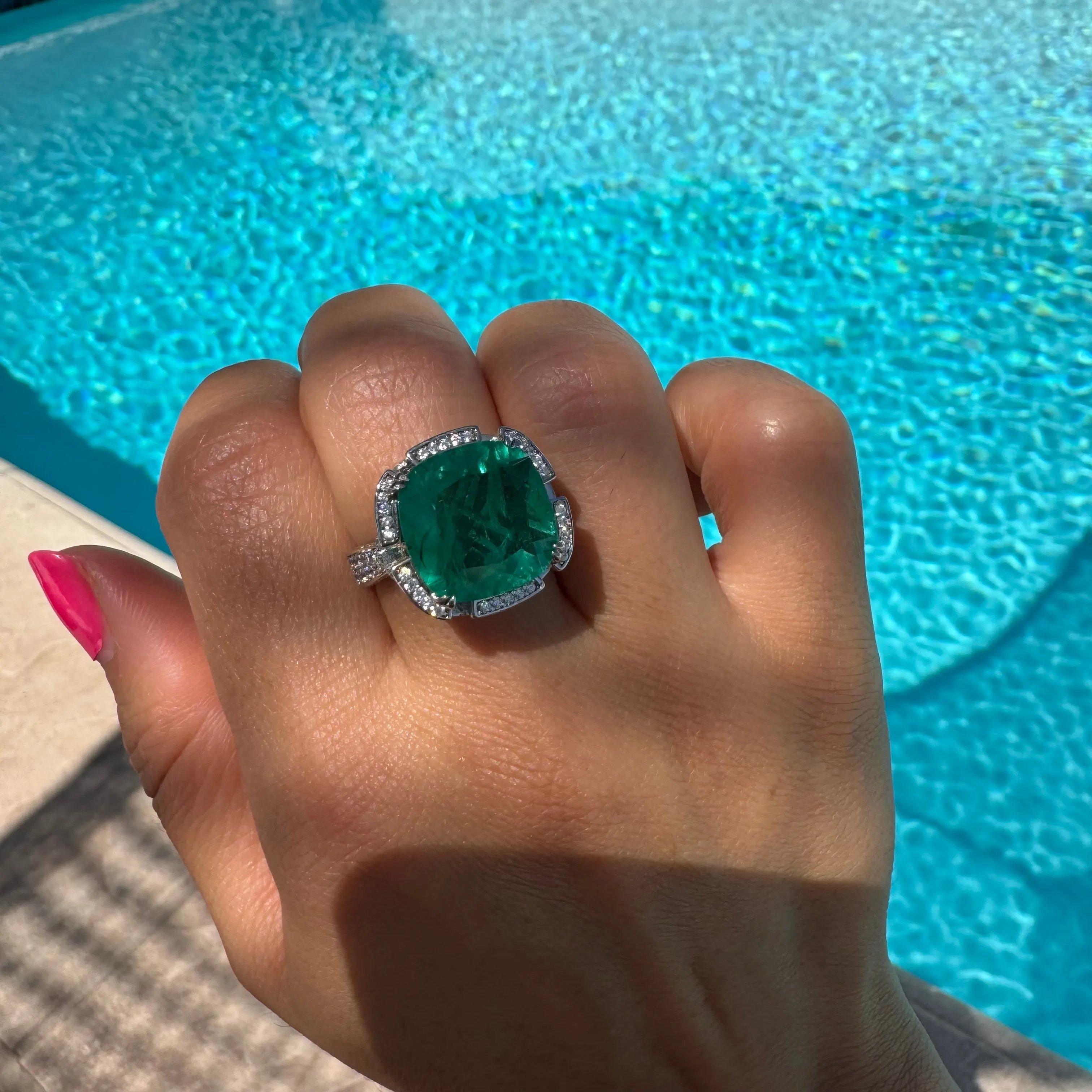 Sterling silver cushion cut emerald statement ring