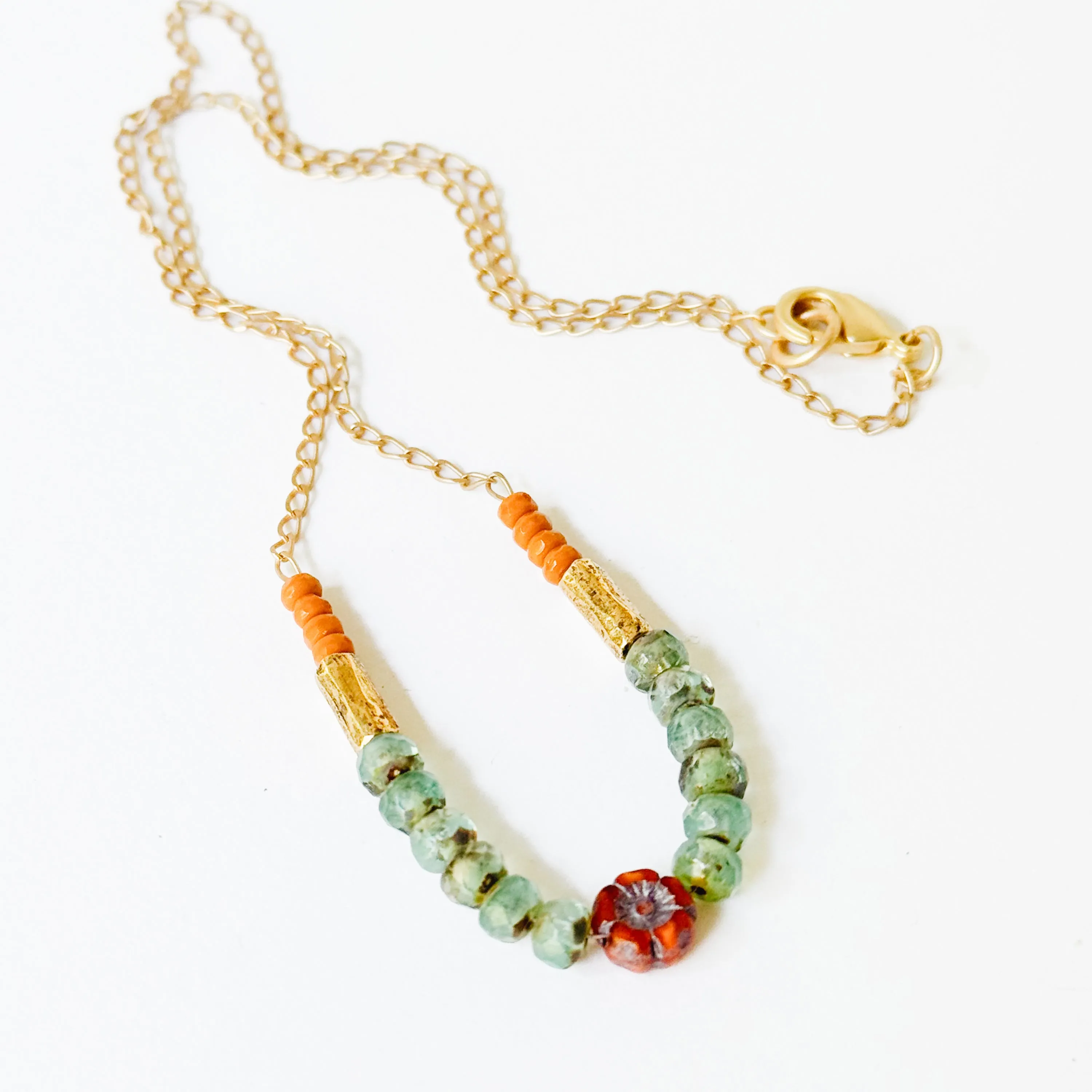 Tiny flower and bead Pendant necklace - WS
