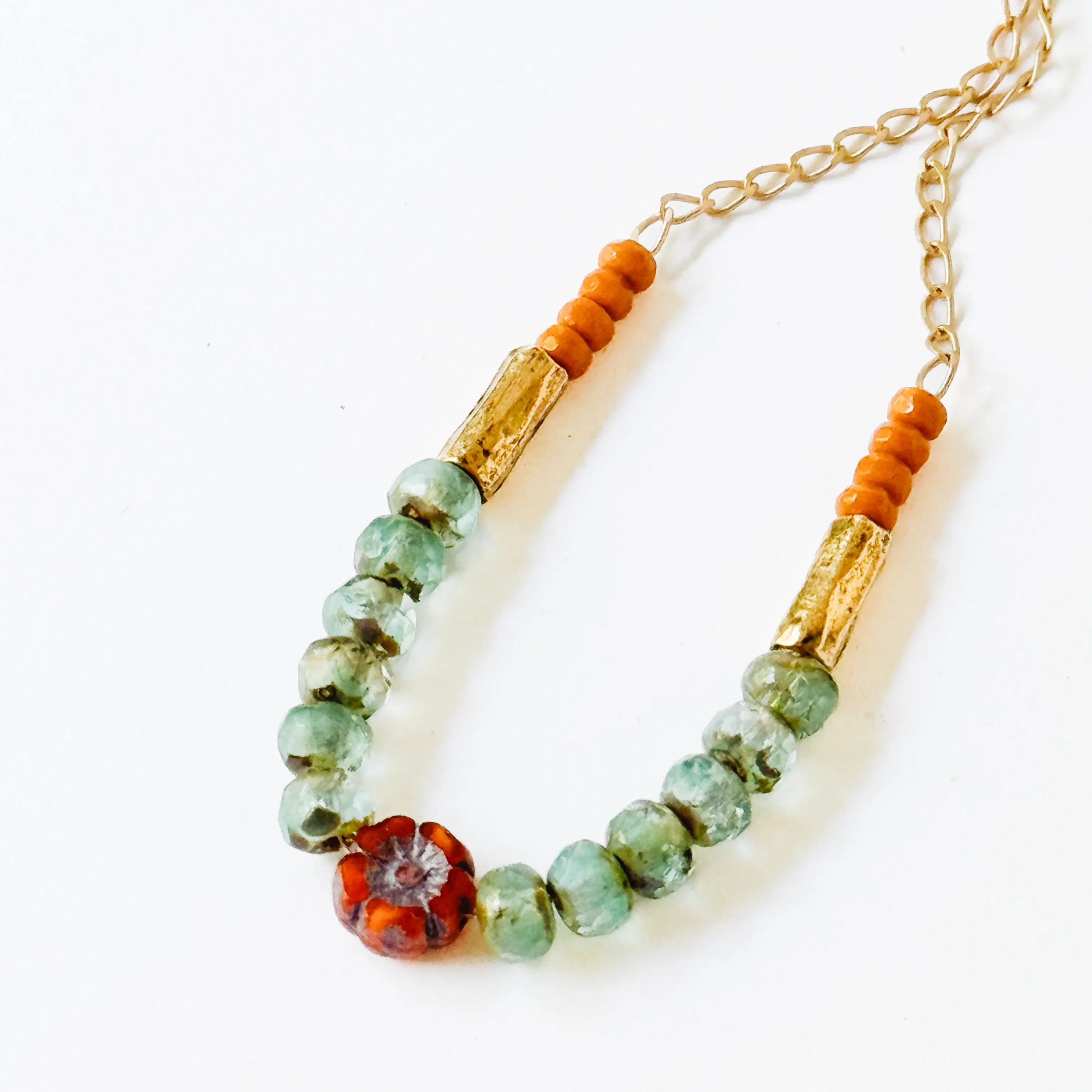 Tiny flower and bead Pendant necklace - WS