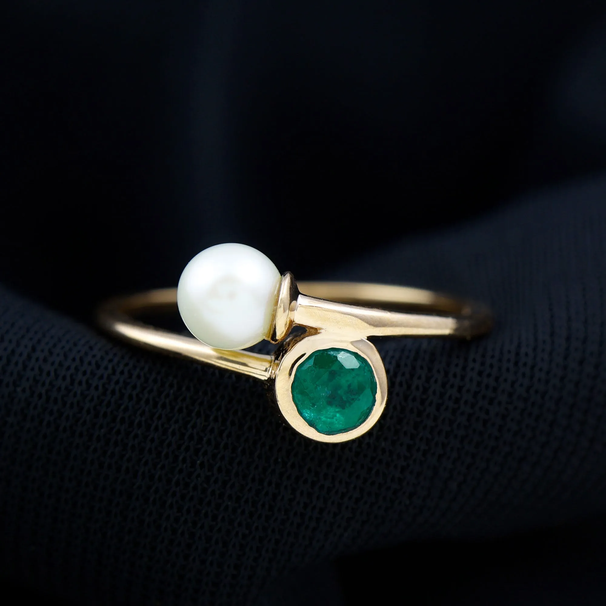 Toi et Moi Emerald and Freshwater Pearl Ring in Gold
