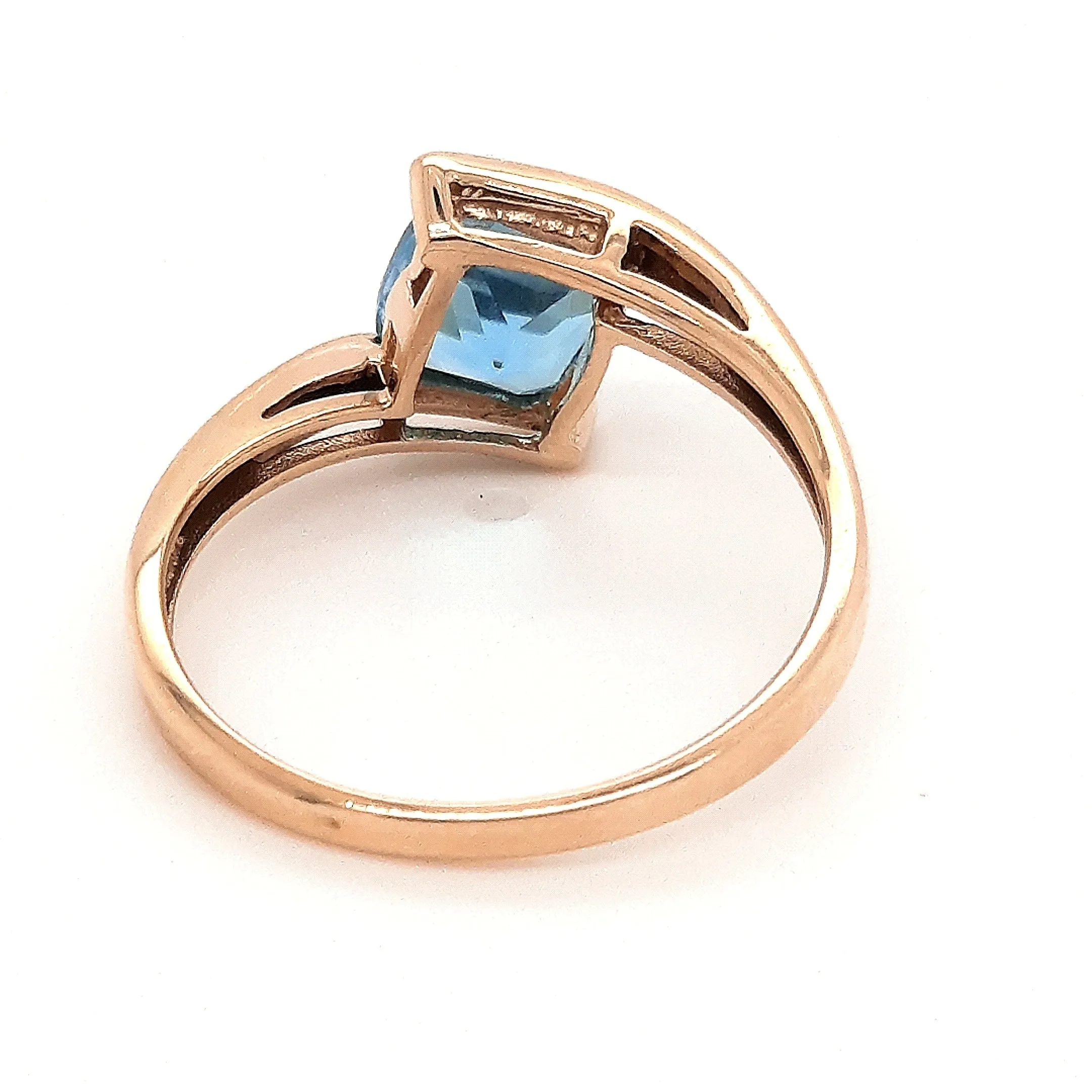 Topaz Yellow Gold Cross Over Ring