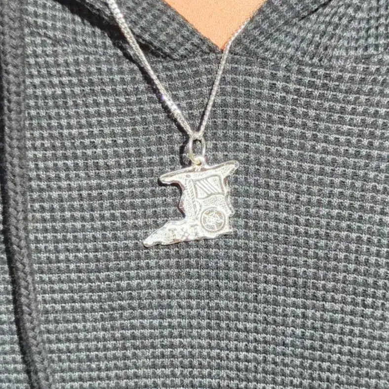 XLarge Trinidad Map Pendant with Chain